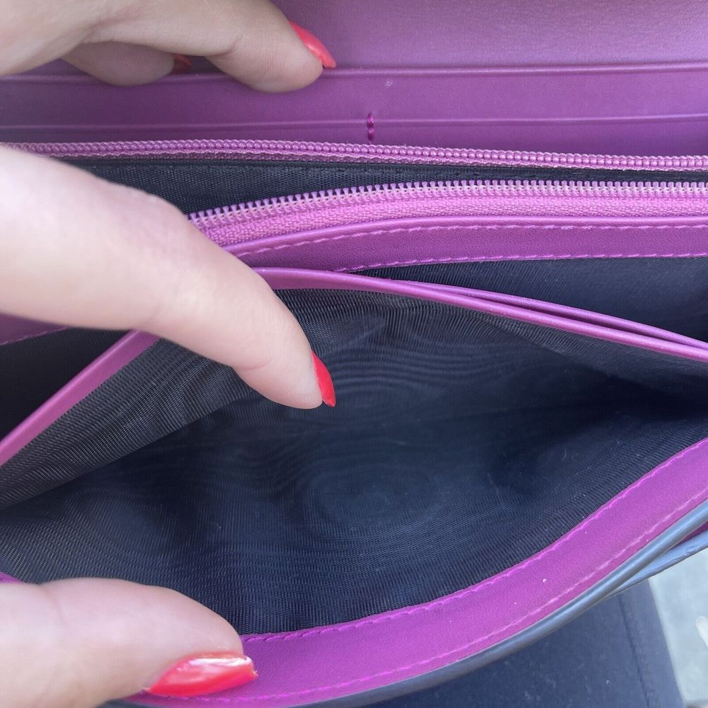Gucci GG Supreme Monogram Calfskin Padlock Continental Wallet Red Pink - Picture 13 of 13